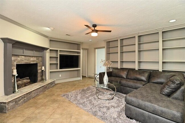Building Photo - 4062 Falkirk Ln