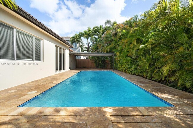 Building Photo - 1581 SW 155th Ct