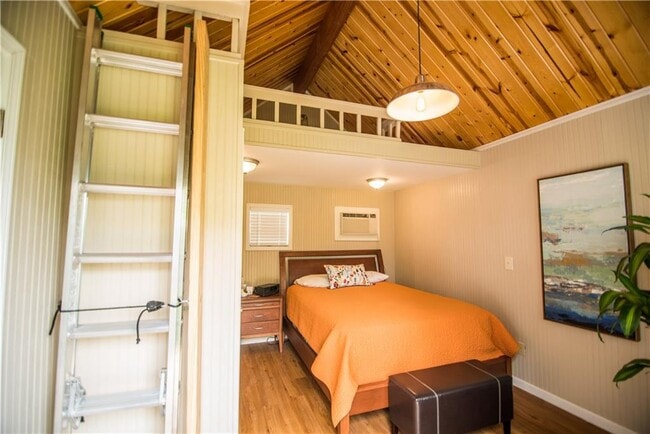 Building Photo - 2713 Sweeney Ln