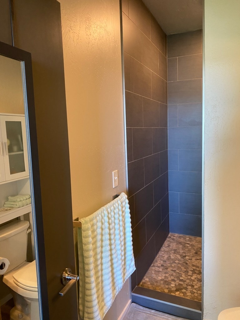 Building Photo - 618 S Denver St