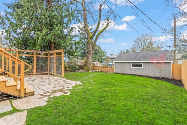 Building Photo - Charming Cottage in West Seattle's Highly ...