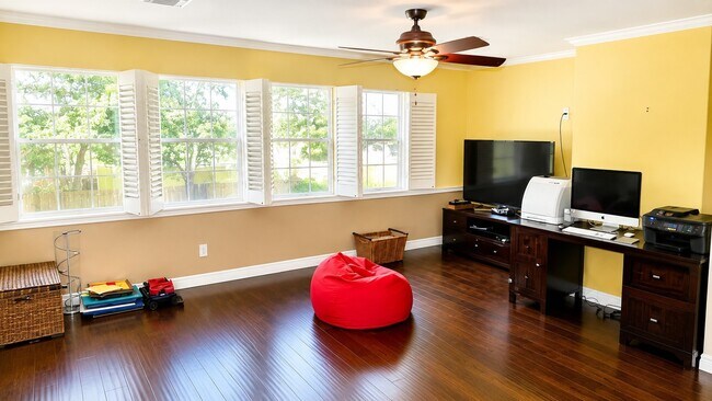Building Photo - 3814 Bayou Bend Ct