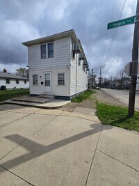 Building Photo - 406 1/2 S Hague Ave-