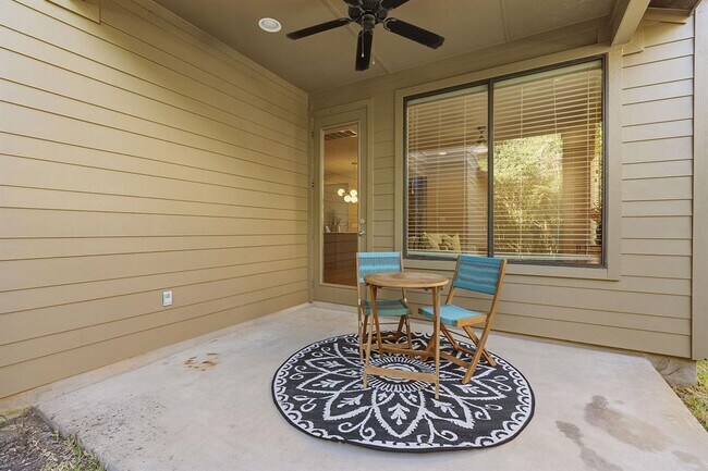 Building Photo - 2911 Corbin Ln