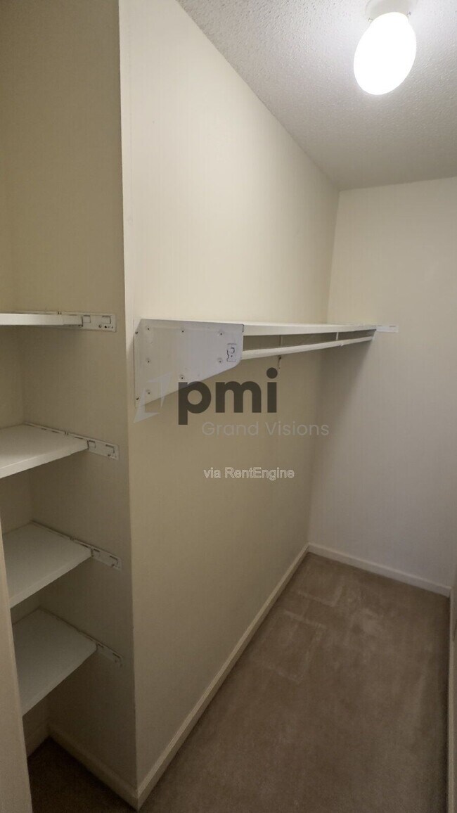 Building Photo - 1306 Arthur Ave