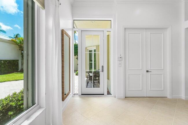 Building Photo - 116 Coral Cay Dr