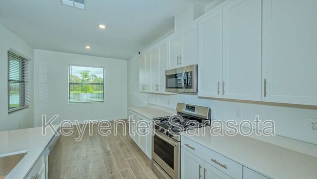 Building Photo - 4873 Seafoam Trl