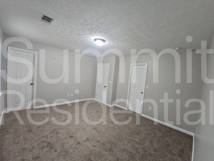 Building Photo - 2651 Parkside Way SW