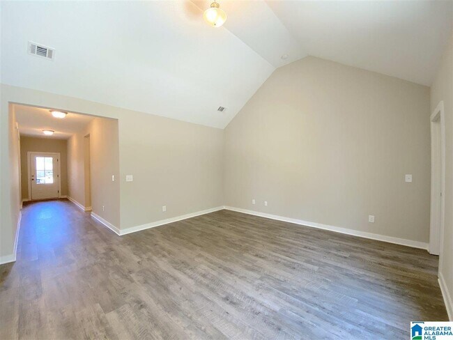 Building Photo - 332 Golden Eagles Cir