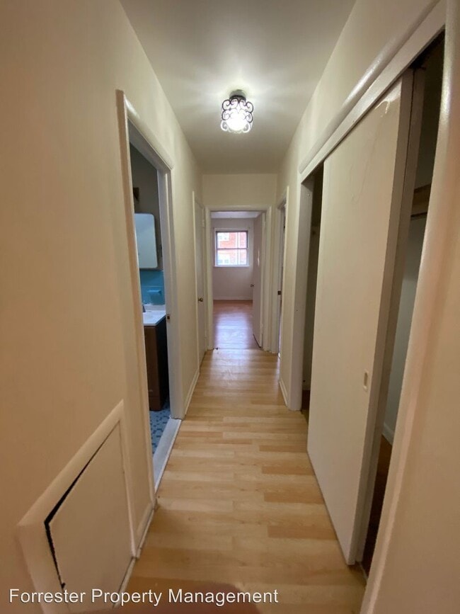 Building Photo - 4039 Balwynne Park Rd