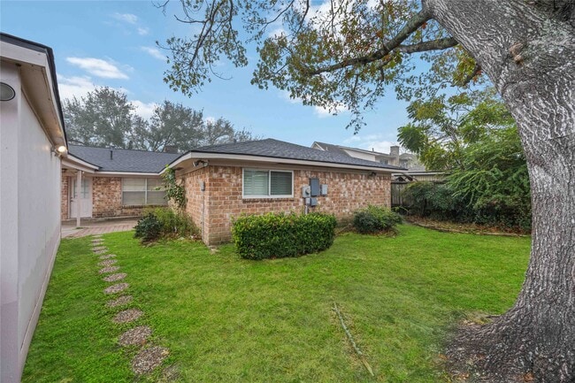 Building Photo - 9871 Sageaspen Ln