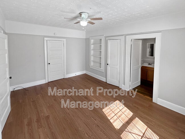 Building Photo - 24 Jones St