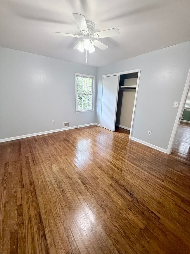 Building Photo - 245 Milledge Heights