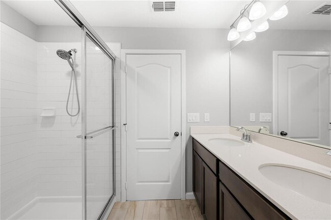 Building Photo - 260 Smugglers Way