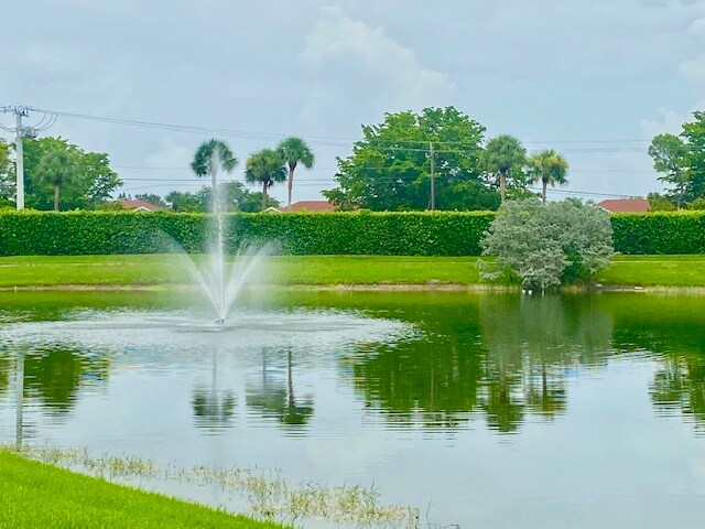 Building Photo - 9650 Victoria Ln