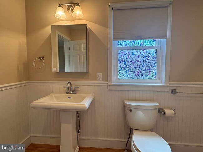 Building Photo - 110 Lyndell Rd