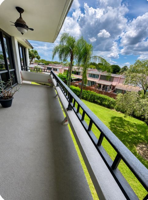 Big Balcony - 13951 Kendale Lakes Cir