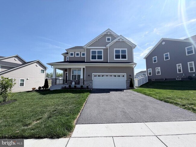 Building Photo - 2835 Bridgewater Dr