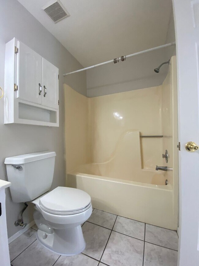 Building Photo - 3300 Loveland Blvd