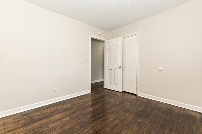 Building Photo - 2740 Grimes St