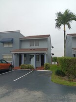 Building Photo - 6940 NW 173rd Dr