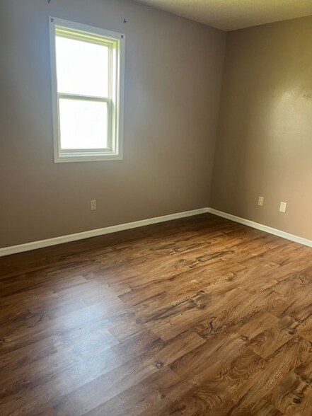 Building Photo - 5915 Brandonwood Ln
