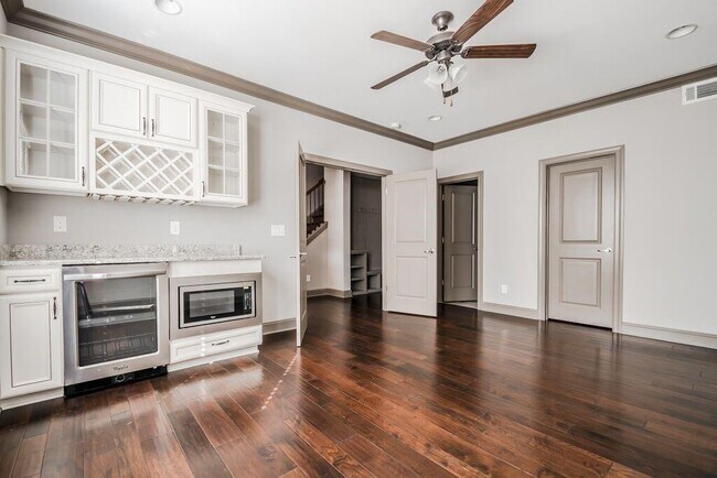 Building Photo - 1435 Druid Manor Blvd