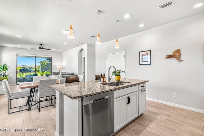 Building Photo - 3194 Blazing Star Dr