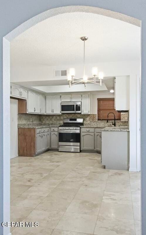 Building Photo - 10916 Loma De Luz Pl