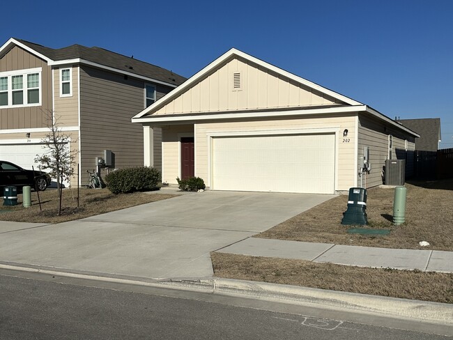 Primary Photo - 202 Gemsbok Rd