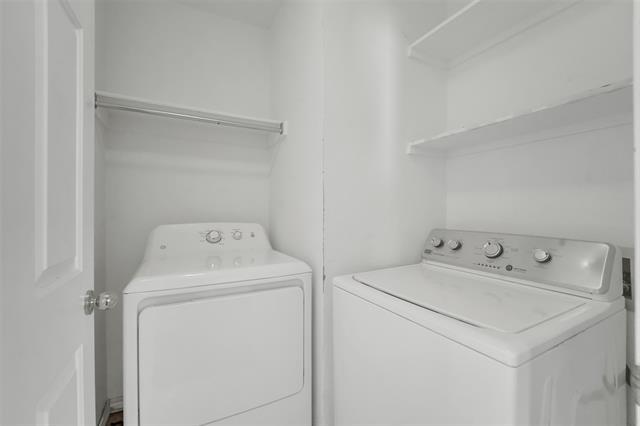 Building Photo - 3116 Glen Canyon Dr