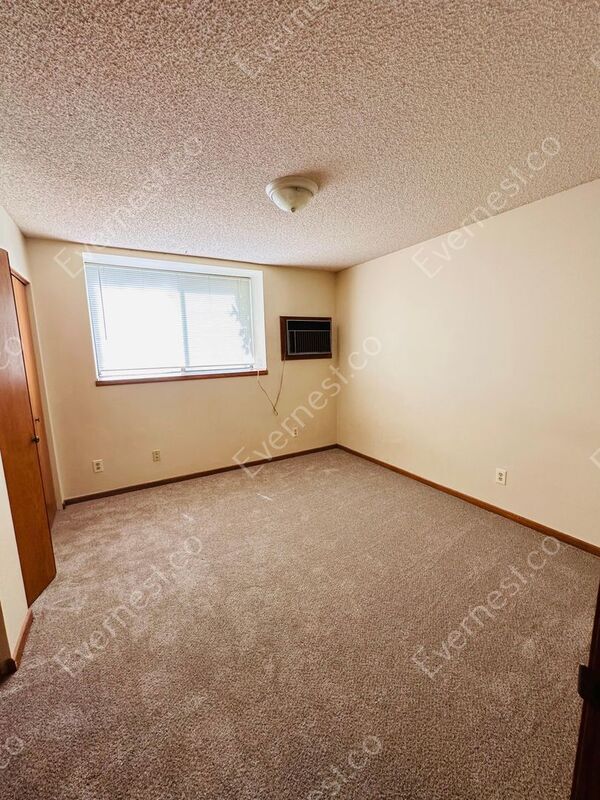 Building Photo - 2960 W Stuart St