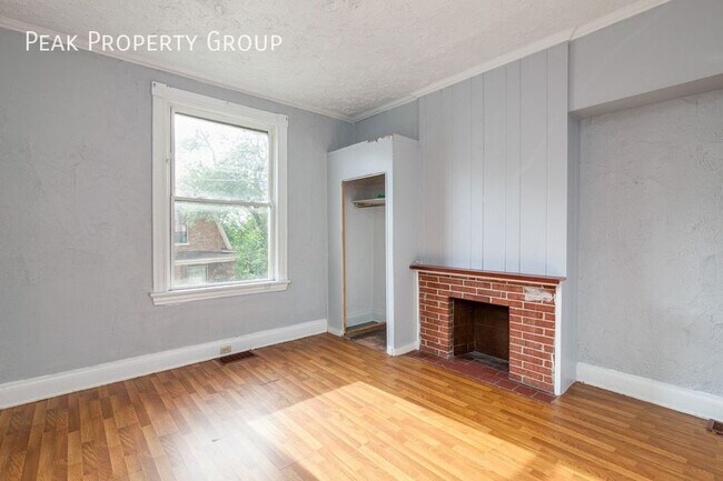 Building Photo - 2554 Vestry Ave