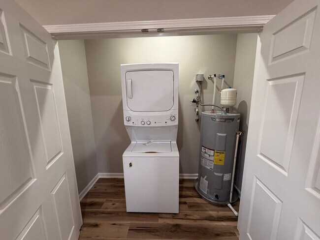 Building Photo - Brand New Build 3 Bed 2 Bath Home In Columbia