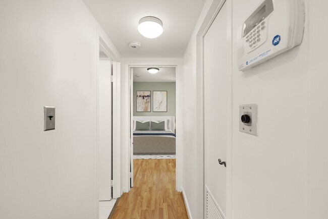 Building Photo - 1031 Michigan Ave NE