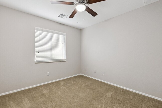 Building Photo - 3 Bed, 2 Bath Home in Power Ranch Subdivision, Gilbert, AZ