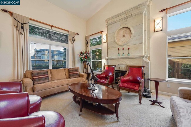 Building Photo - 1105 Peacock Creek Dr