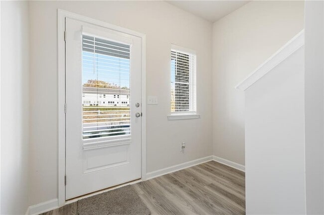 Building Photo - 3966 Oakwood Ter Ct