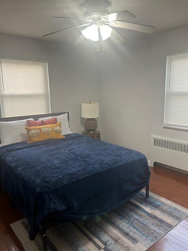 Building Photo - 509 Ogden Ave