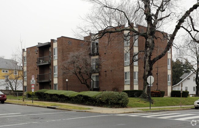 Building Photo - 4625-4627 13th St NW