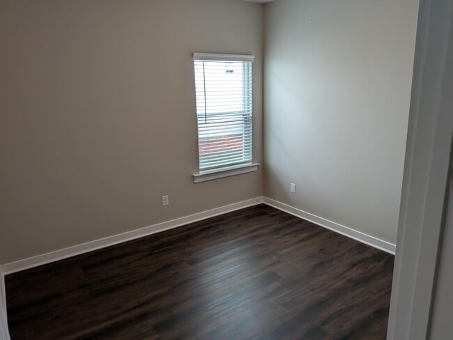Building Photo - 414 Lybrand St