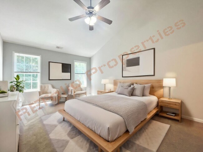 Building Photo - Wonderful 4 Bedroom 2.5 Bath, With Fresh P...