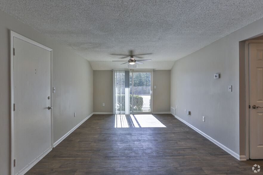 2BR, 1 BA - - Cobalt Springs