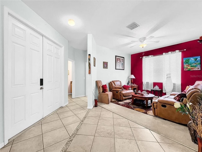 Building Photo - SECTION8 VOUCHER ACCEPTED! Stunning Home at Bay Cedar Ave! 4bed | 3bath