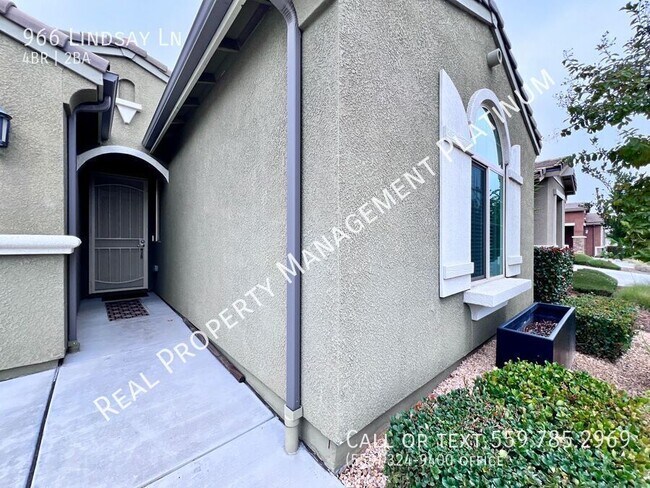 Building Photo - 966 Lindsay Ln