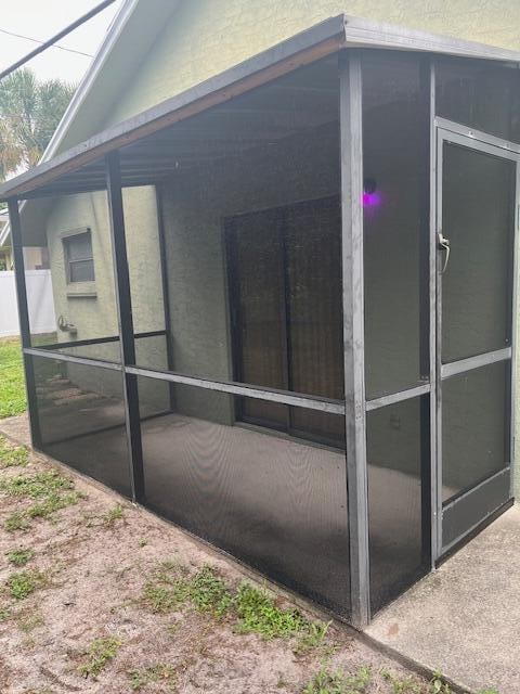 Building Photo - 2828 Hinda Rd