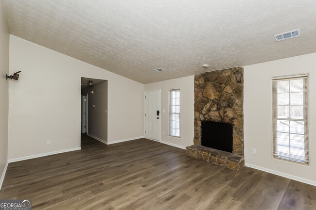 Building Photo - 1070 Salisbury Trail