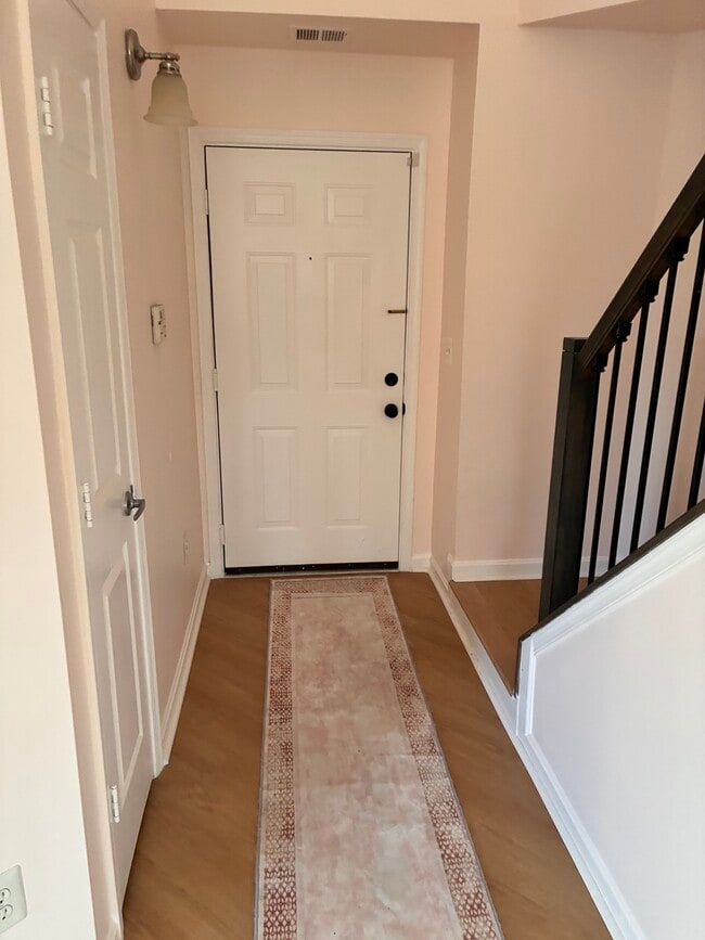 Building Photo - 5924 Founders Hill Dr