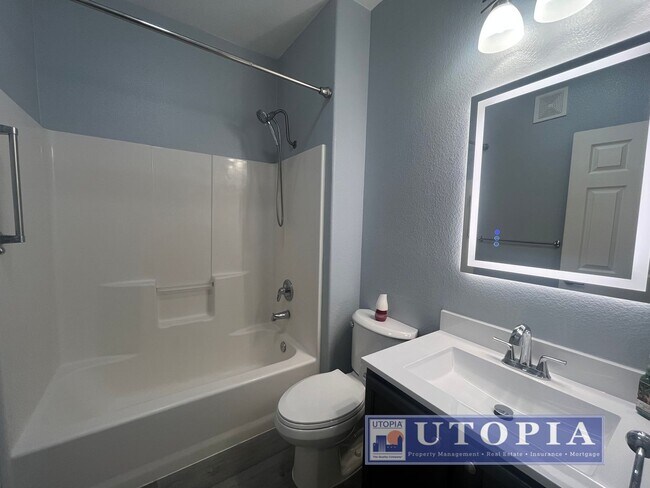 Building Photo - Recently Upgraded, Bi-Level Condo Downtown Coming Soon!