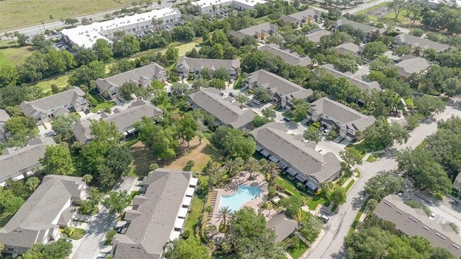 Building Photo - 2110 Stockton Dr